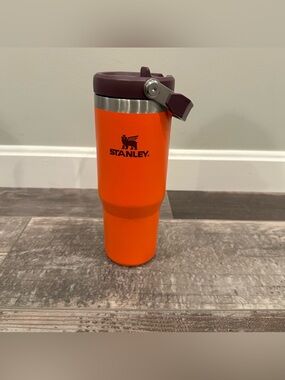 Stanley Iceflow 2.0 30 ounce Bright Orange Travel Tumbler with Deep Purple Lid